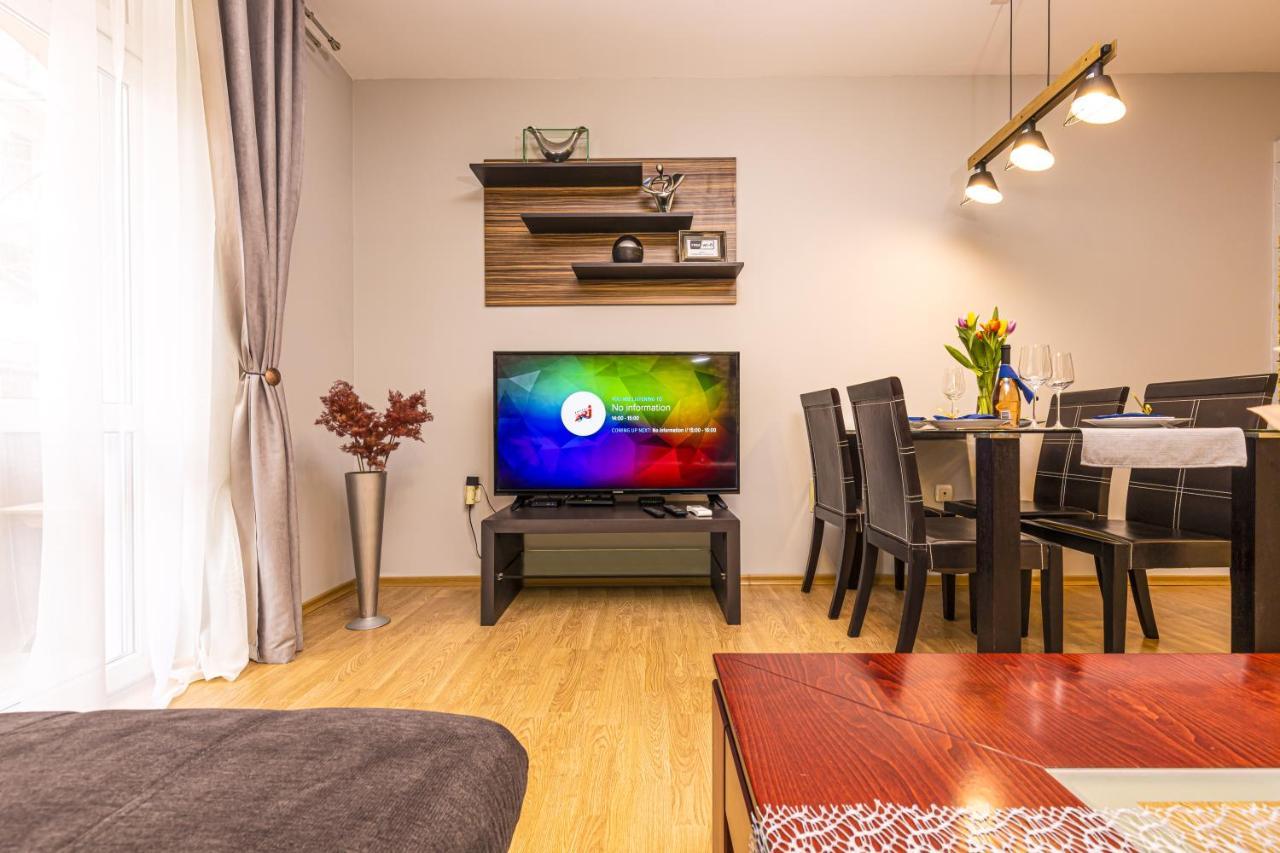 Apartmán 1Bd Flat With A Garage - 5 Mins To The City Centre Plovdiv Exteriér fotografie